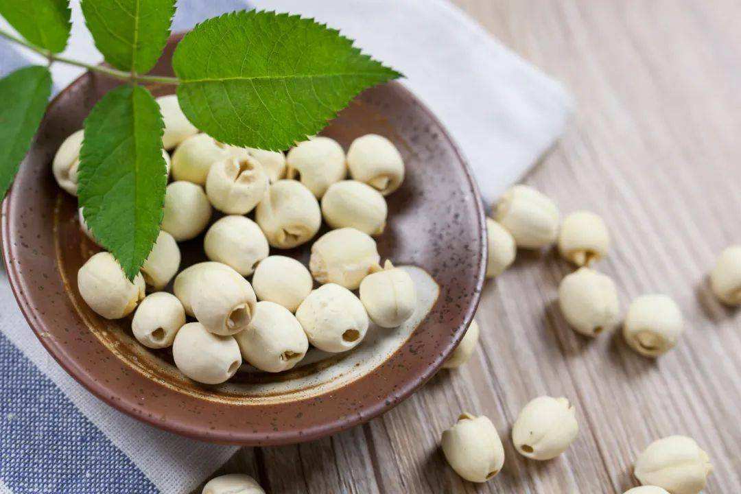 Lotus Seed Tonic Herbal Tea